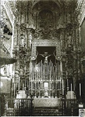 65.-Antigua altar